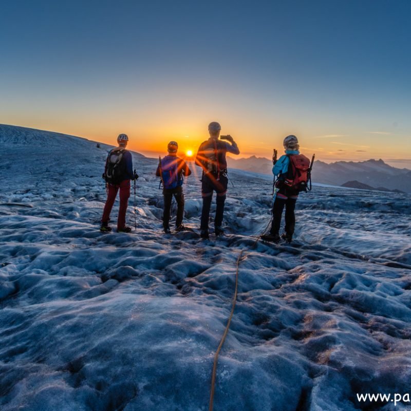 Großvenediger 3666 m bei Sonnenaufgang