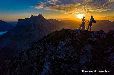 hochzeits fotoshooting bei sonnenaufgang im gesaeuse sodamin paul 13 1