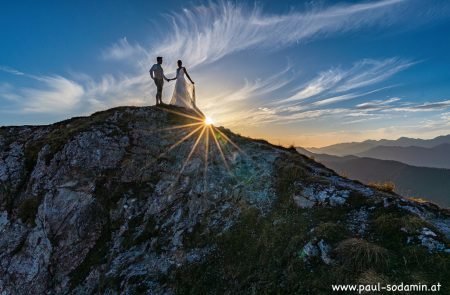 hochzeits fotoshooting bei sonnenaufgang im gesaeuse sodamin paul 22