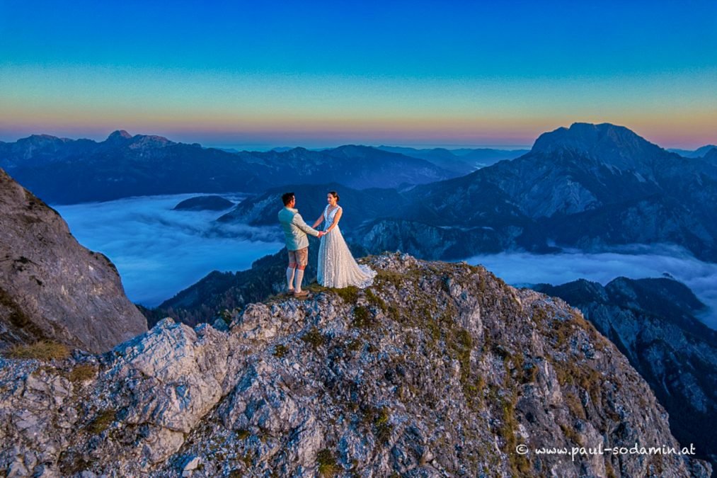 „Hochzeits-Fotoshooting“ bei Sonnenaufgang im Gesäuse