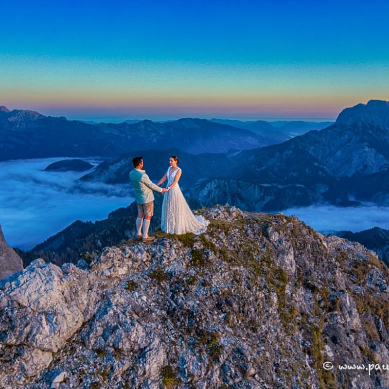 „Hochzeits-Fotoshooting“ bei Sonnenaufgang im Gesäuse